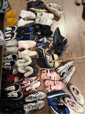 Kids shoes blow out SALE❗️❗️❗️❗️❗️